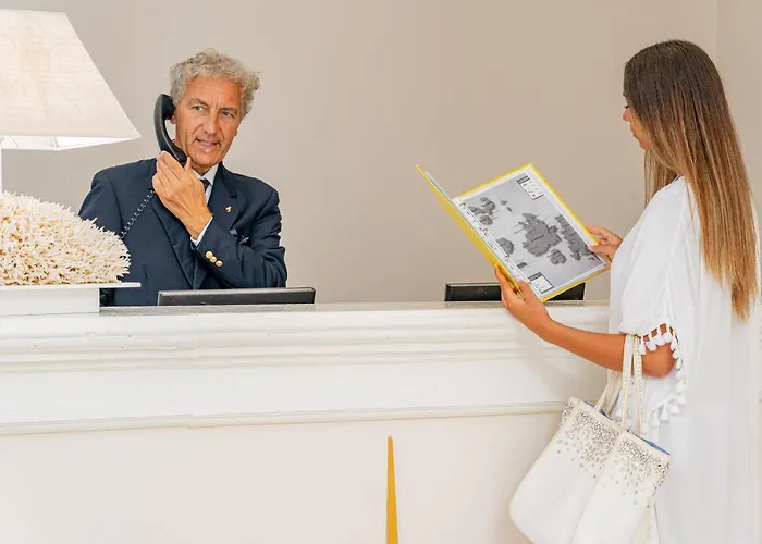 Cala Lunga 4* La Maddalena