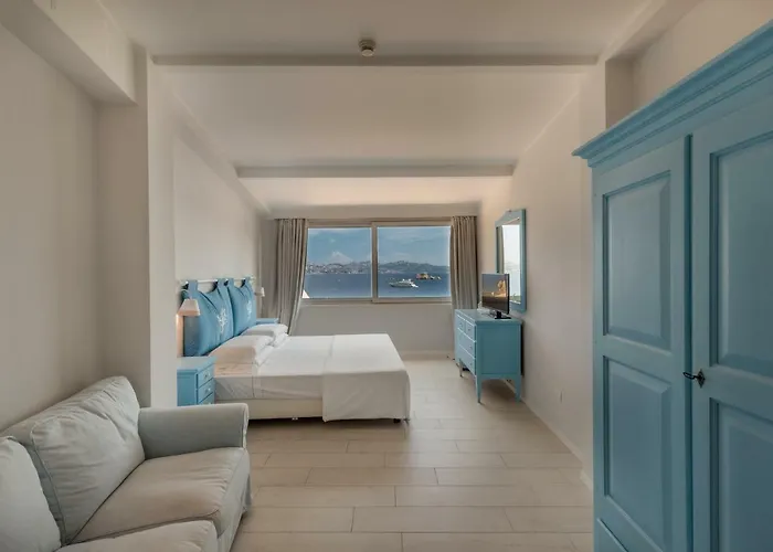 Szálloda Cala Lunga 4*