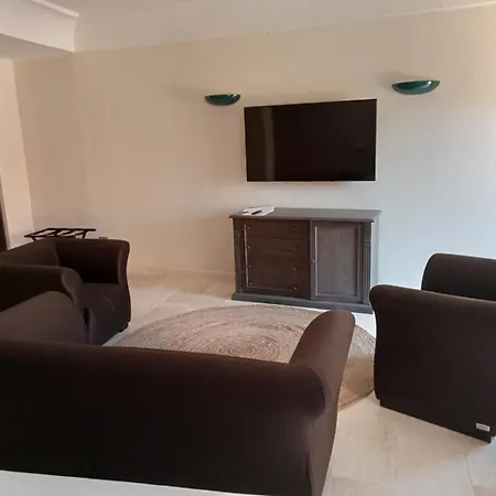 Cala Lunga 4*