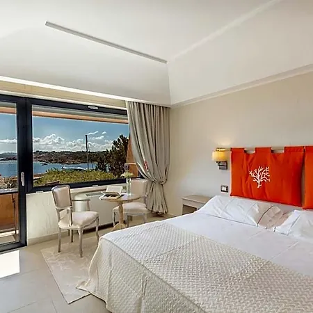 Ξενοδοχείο Cala Lunga Λα Μανταλένα