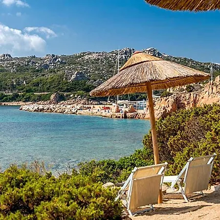 Ξενοδοχείο Cala Lunga Λα Μανταλένα