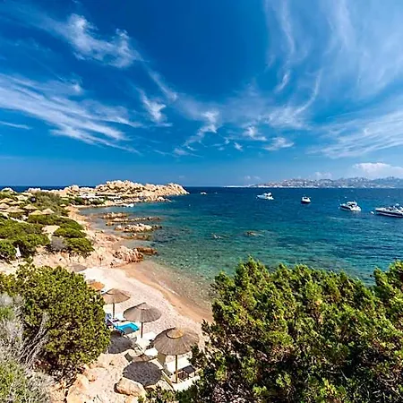 Cala Lunga 4* Λα Μανταλένα