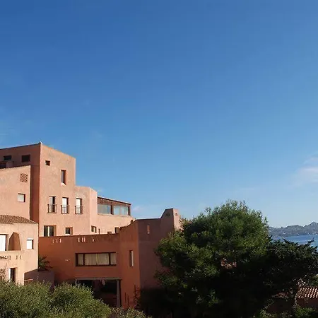 Cala Lunga Отель 4*