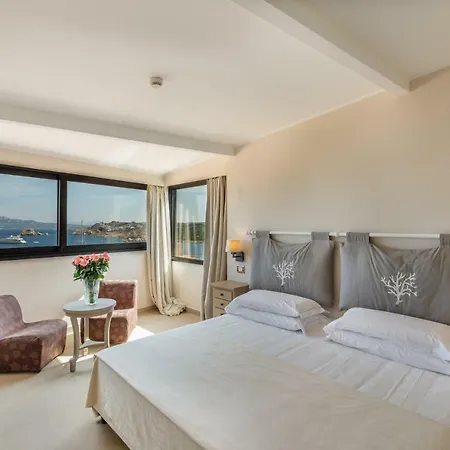 Cala Lunga Hotel