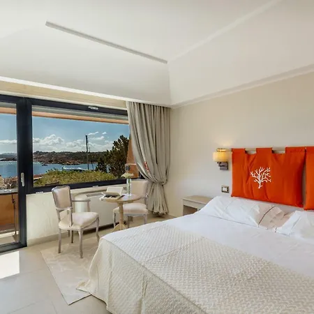 Cala Lunga Λα Μανταλένα