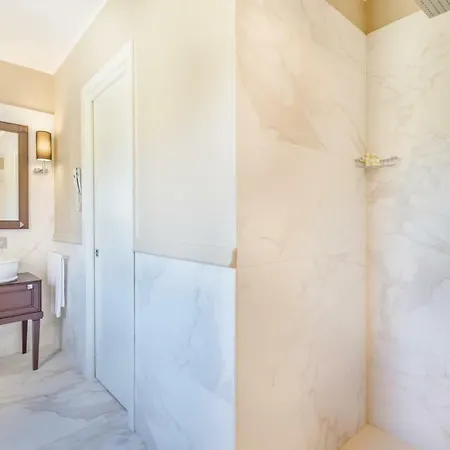 Ξενοδοχείο Cala Lunga Λα Μανταλένα