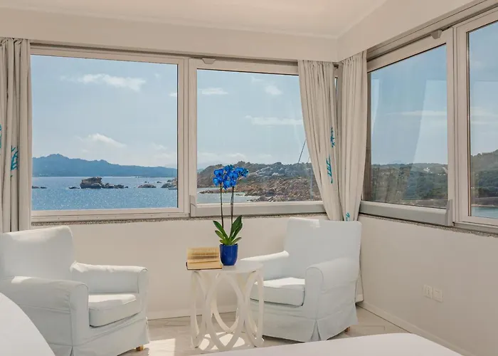 Hotell Cala Lunga 4*