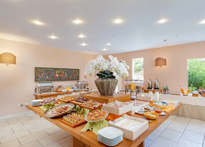 Hotel Cala Lunga La Maddalena (Sassari)