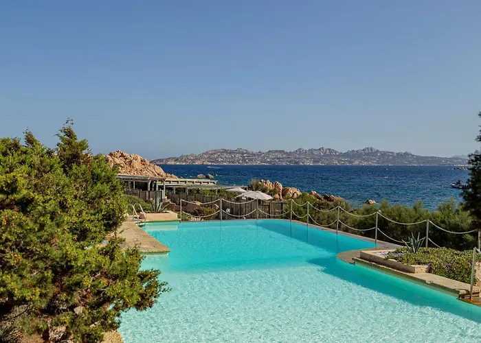 Cala Lunga 4* La Maddalena (Sassari)